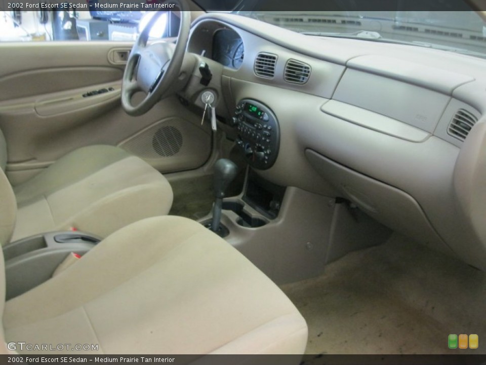 Medium Prairie Tan Interior Photo for the 2002 Ford Escort SE Sedan #52156002