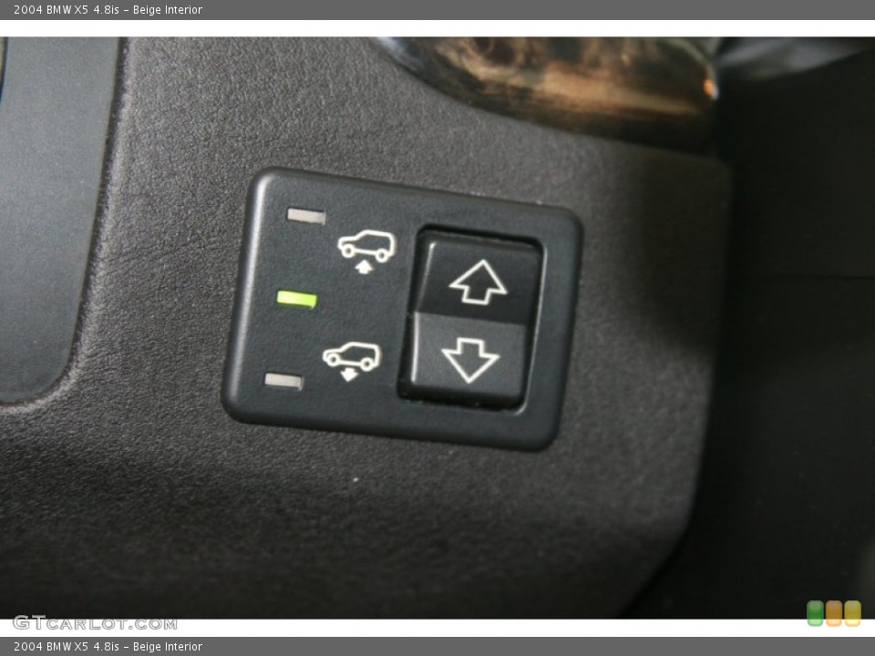 Beige Interior Controls for the 2004 BMW X5 4.8is #52156035