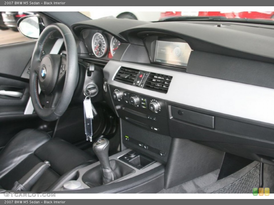 Black Interior Dashboard for the 2007 BMW M5 Sedan #52156743