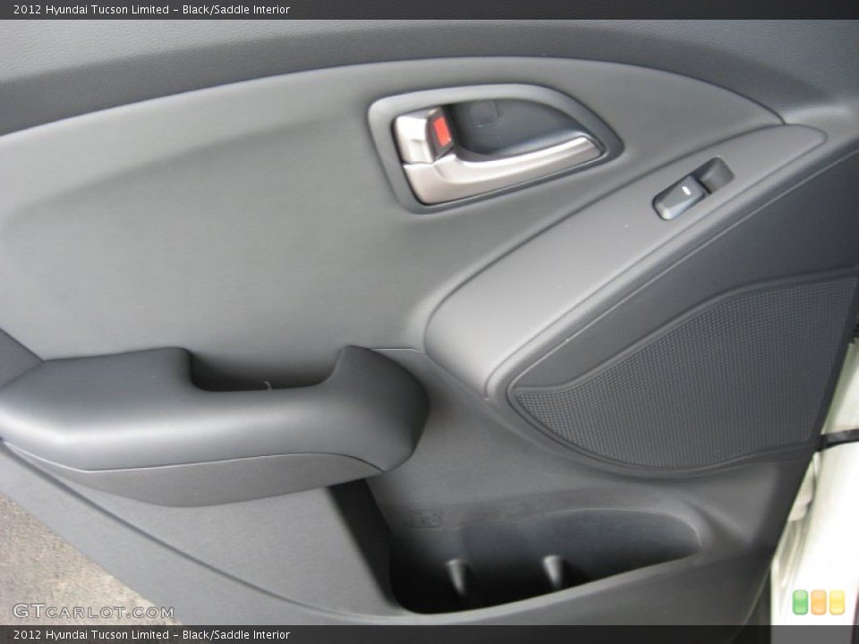 Black/Saddle Interior Door Panel for the 2012 Hyundai Tucson Limited #52156875