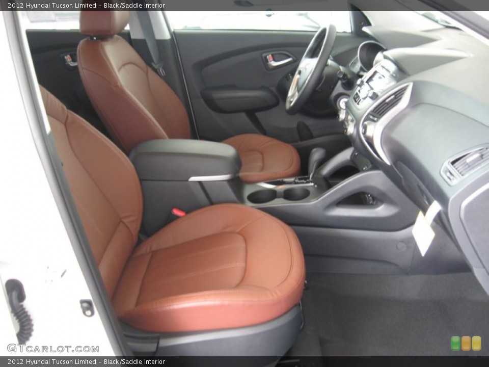 Black/Saddle Interior Photo for the 2012 Hyundai Tucson Limited #52156884