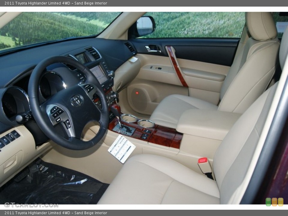 Sand Beige Interior Photo for the 2011 Toyota Highlander Limited 4WD #52167292