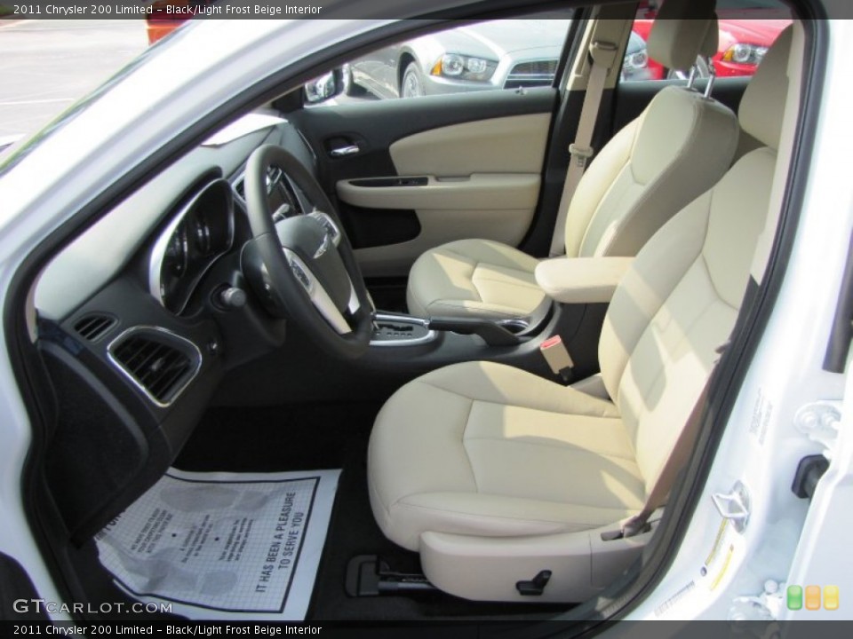 Black/Light Frost Beige Interior Photo for the 2011 Chrysler 200 Limited #52167901