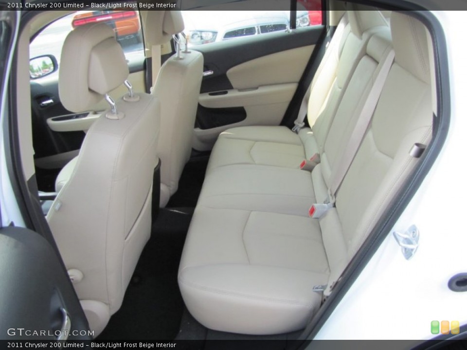 Black/Light Frost Beige Interior Photo for the 2011 Chrysler 200 Limited #52167913