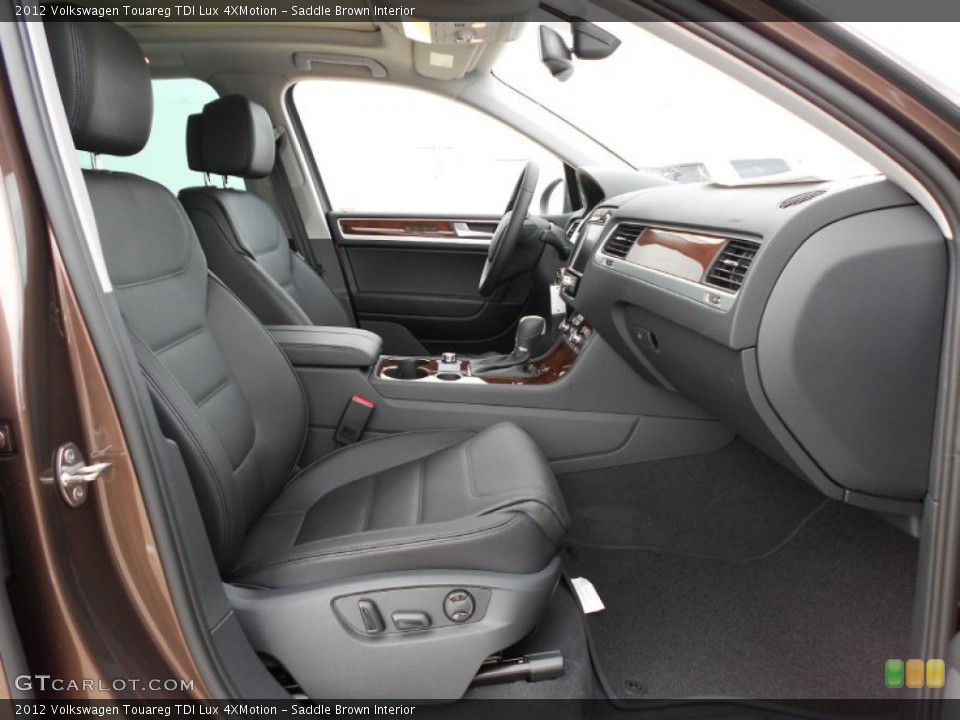Saddle Brown Interior Photo for the 2012 Volkswagen Touareg TDI Lux 4XMotion #52175293