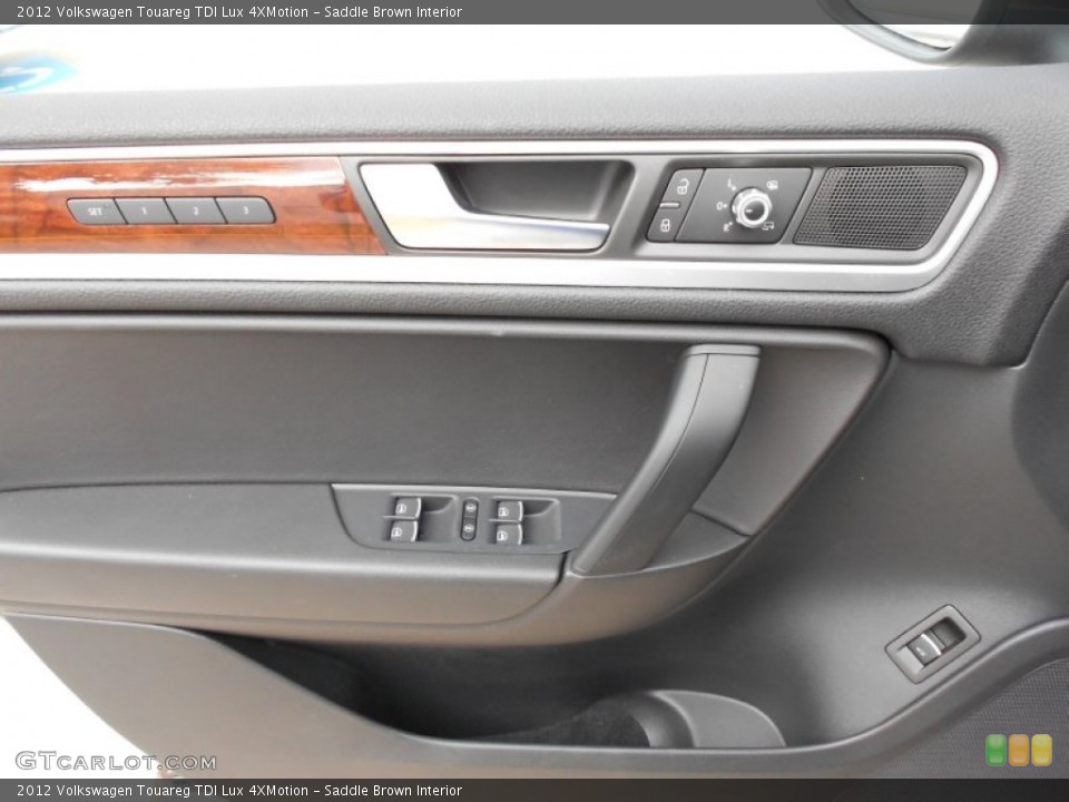 Saddle Brown Interior Door Panel for the 2012 Volkswagen Touareg TDI Lux 4XMotion #52175422