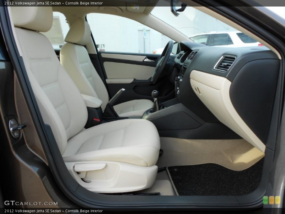 Cornsilk Beige Interior Photo for the 2012 Volkswagen Jetta SE Sedan #52177126