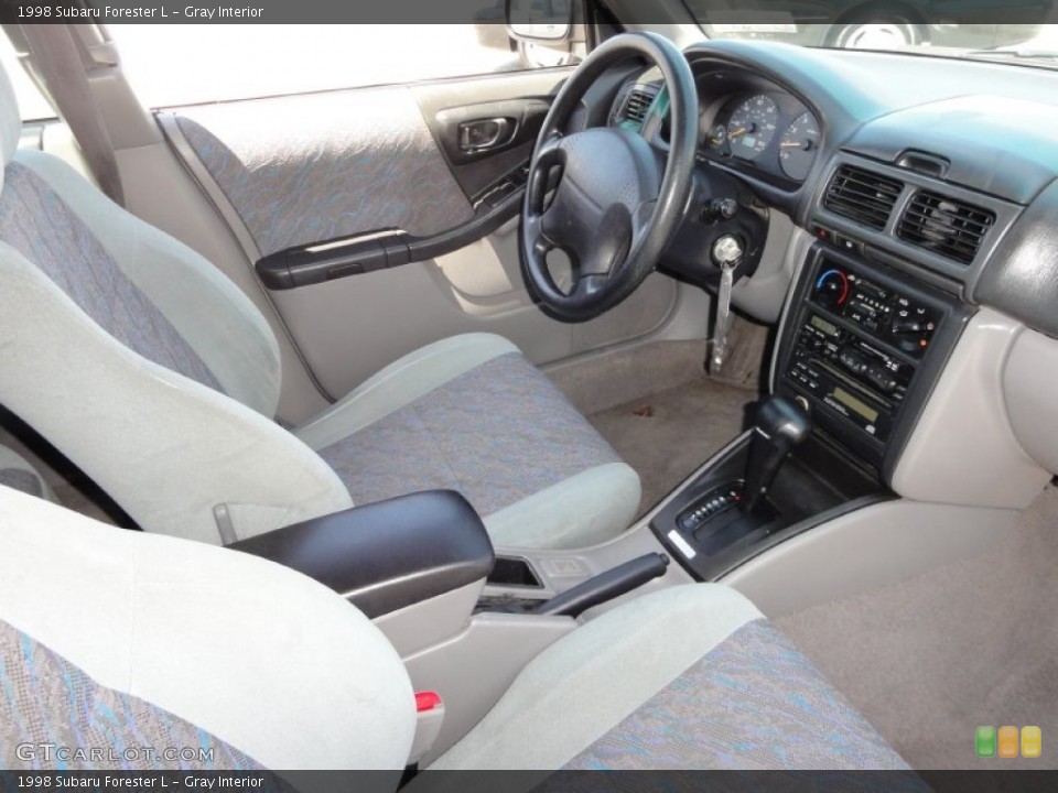 Gray Interior Photo for the 1998 Subaru Forester L #52186237