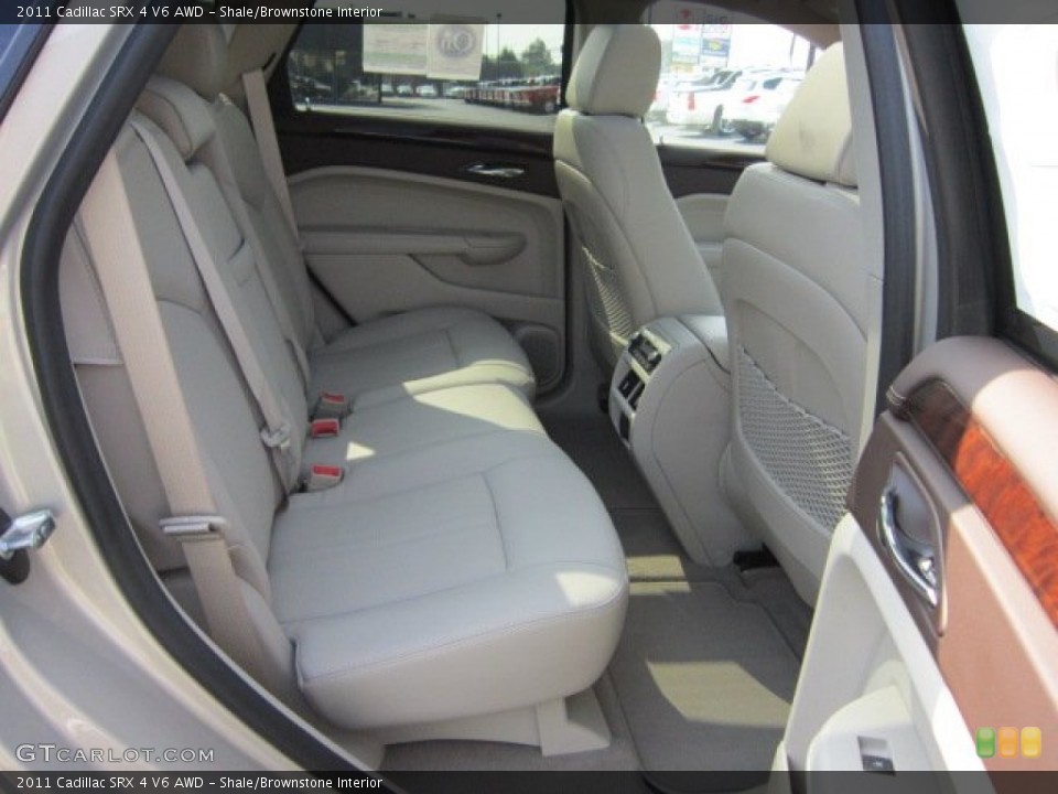 Shale/Brownstone Interior Photo for the 2011 Cadillac SRX 4 V6 AWD #52187698
