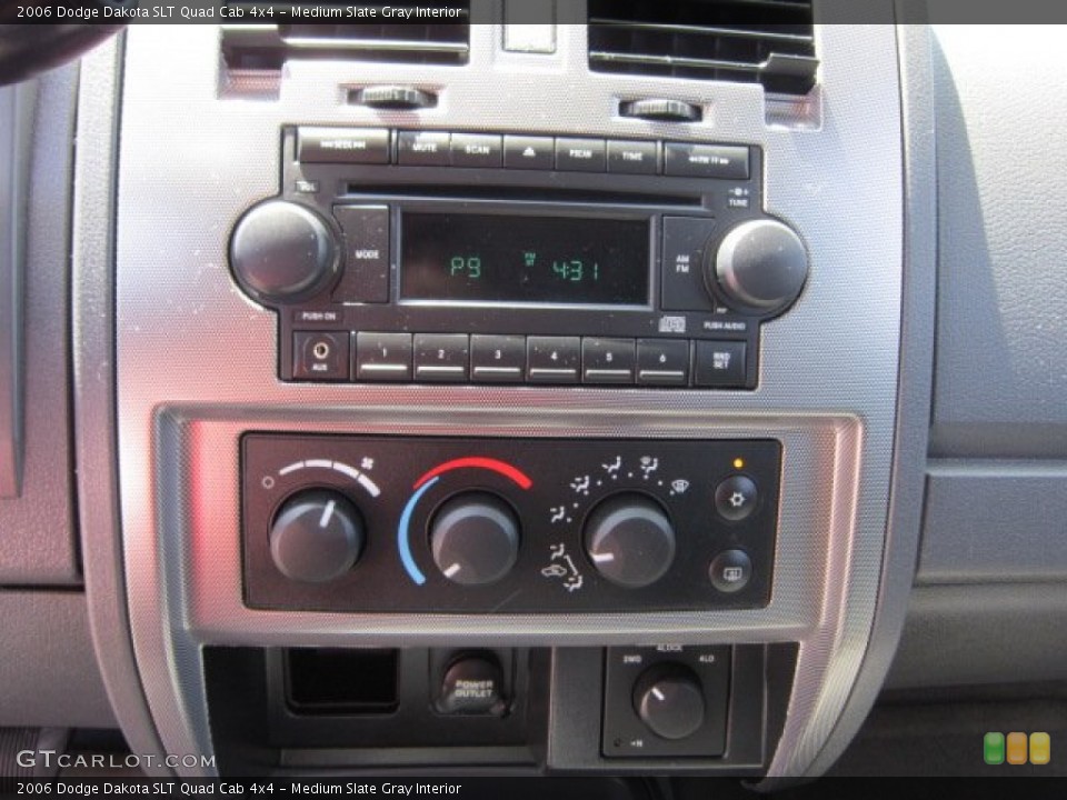 Medium Slate Gray Interior Controls for the 2006 Dodge Dakota SLT Quad Cab 4x4 #52189096