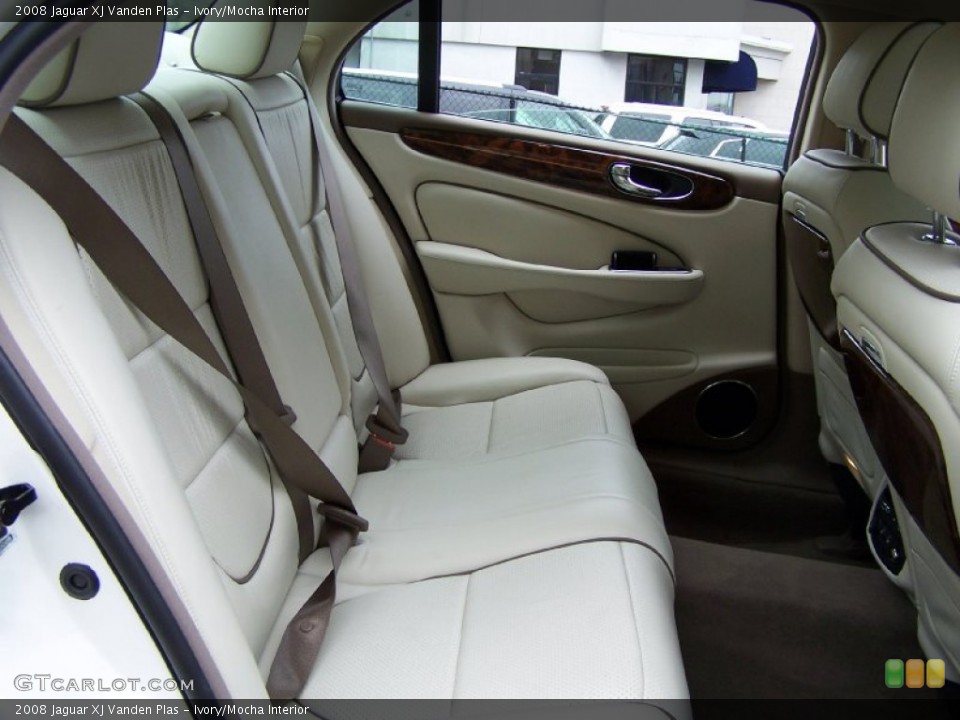 Ivory/Mocha Interior Photo for the 2008 Jaguar XJ Vanden Plas #52195783