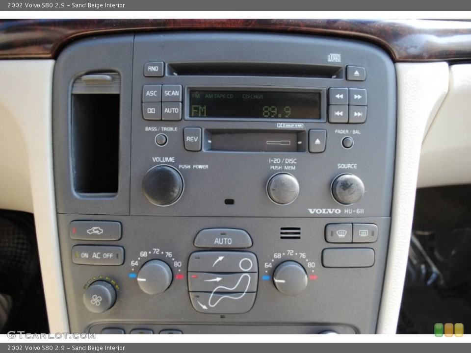 Sand Beige Interior Controls for the 2002 Volvo S80 2.9 #52196137