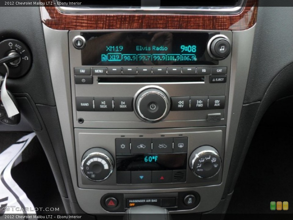 Ebony Interior Controls for the 2012 Chevrolet Malibu LTZ #52197112