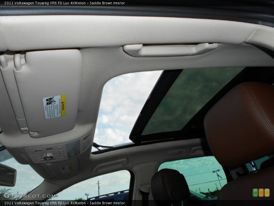 Saddle Brown Interior Sunroof for the 2011 Volkswagen Touareg VR6 FSI Lux 4XMotion #52205482