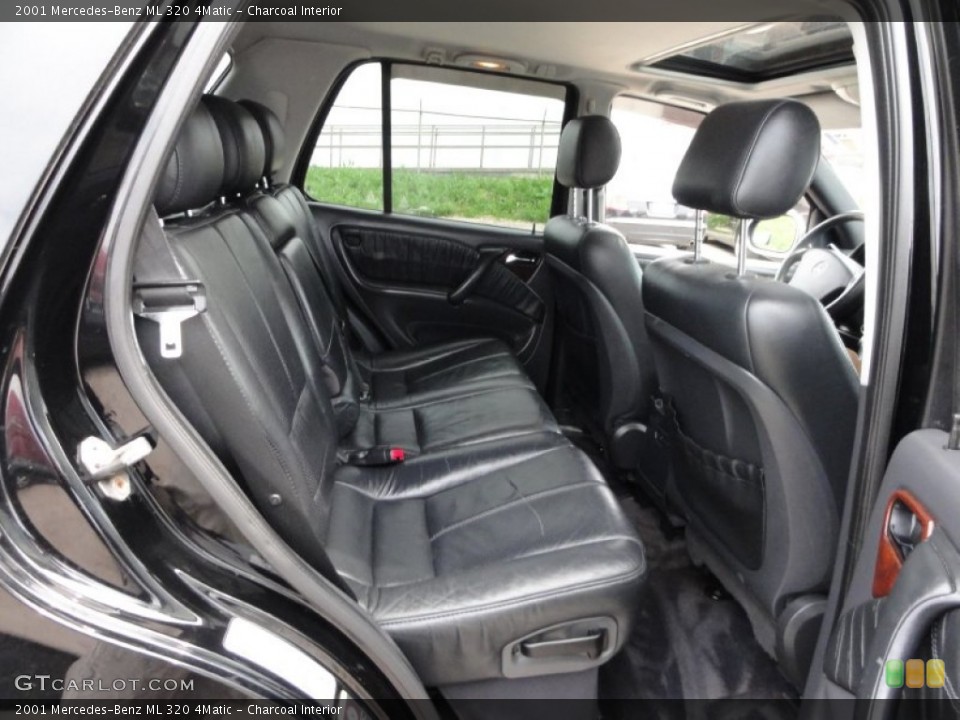 Charcoal Interior Photo for the 2001 Mercedes-Benz ML 320 4Matic #52216924