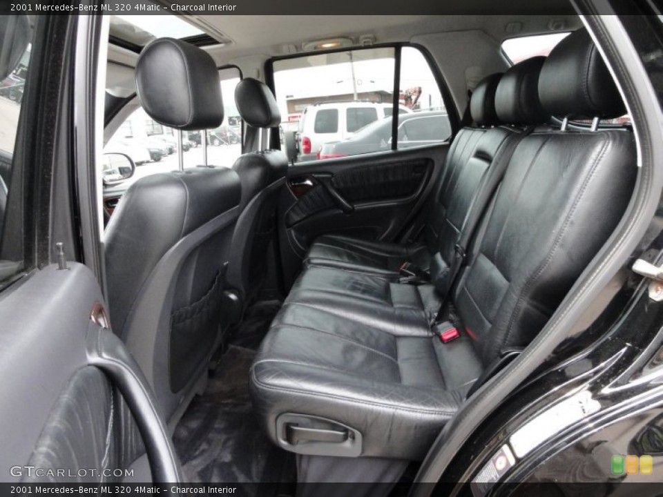 Charcoal Interior Photo for the 2001 Mercedes-Benz ML 320 4Matic #52216960