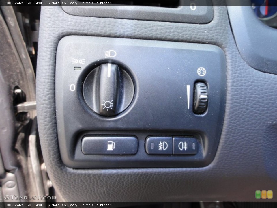 R Nordkap Black/Blue Metallic Interior Controls for the 2005 Volvo S60 R AWD #52218160