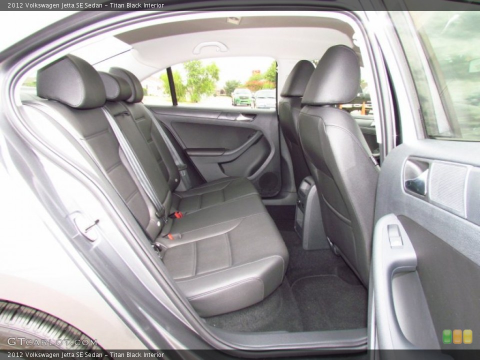 Titan Black Interior Photo for the 2012 Volkswagen Jetta SE Sedan #52219984