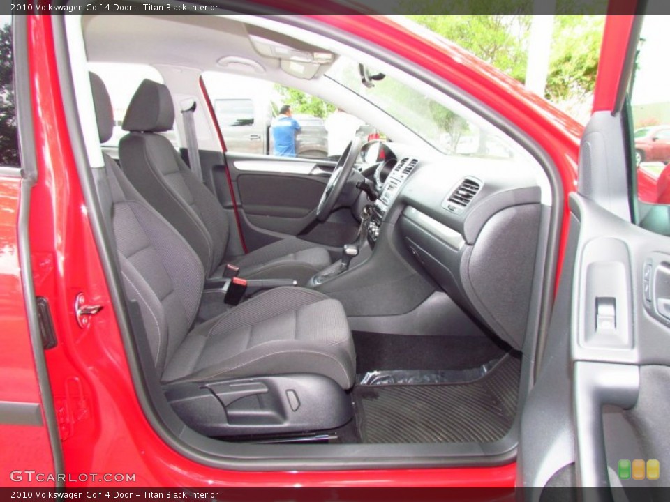 Titan Black Interior Photo for the 2010 Volkswagen Golf 4 Door #52224436