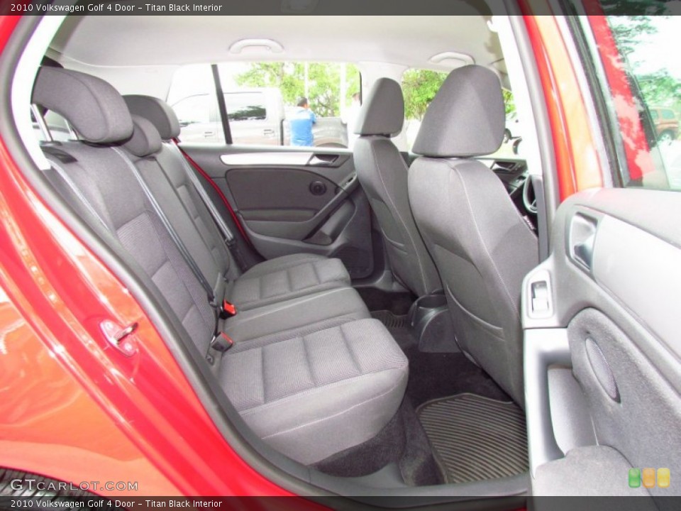 Titan Black Interior Photo for the 2010 Volkswagen Golf 4 Door #52224451