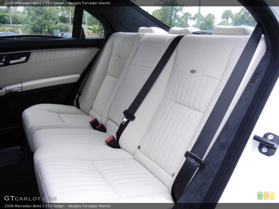 designo Porcelain Interior Photo for the 2008 Mercedes-Benz S 550 Sedan #52224811