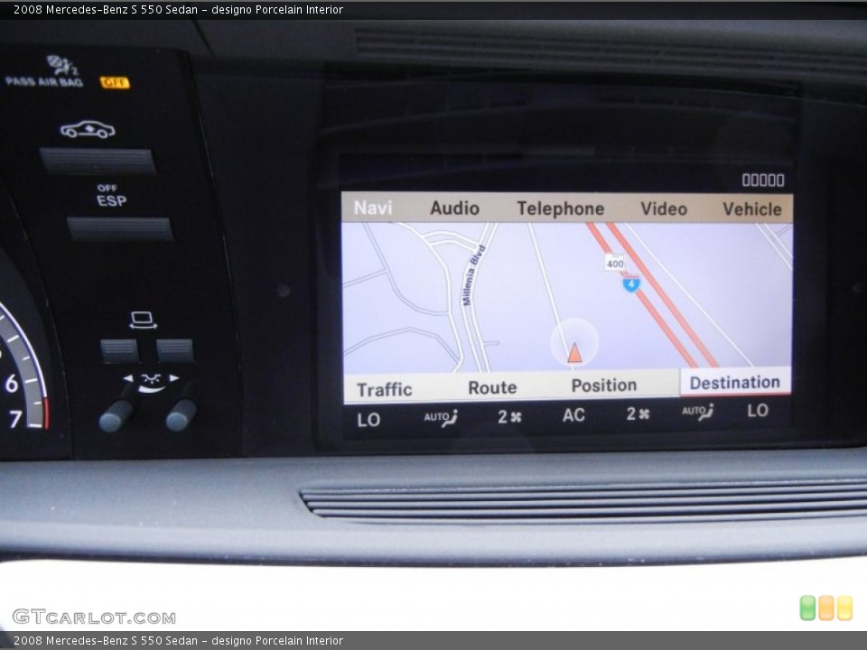 designo Porcelain Interior Navigation for the 2008 Mercedes-Benz S 550 Sedan #52224985