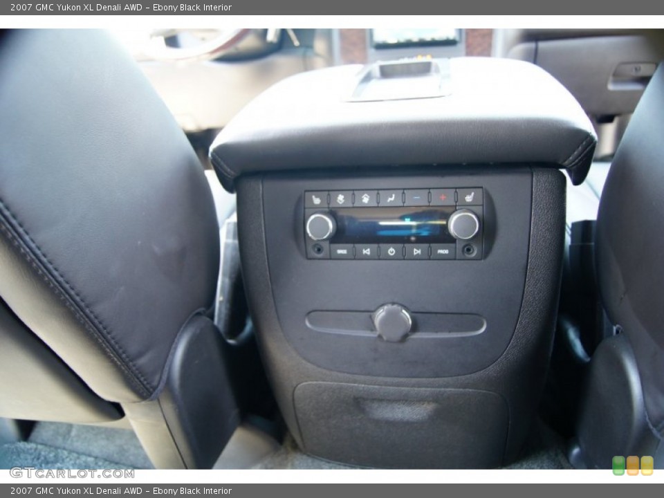Ebony Black Interior Controls for the 2007 GMC Yukon XL Denali AWD #52229560
