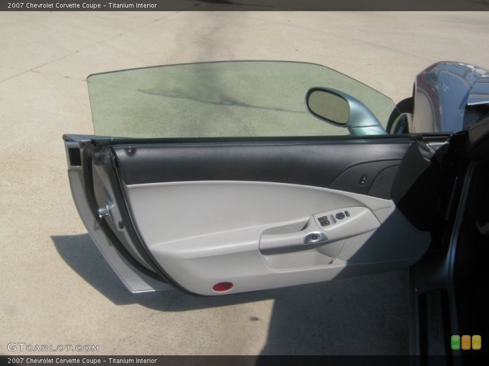 Titanium Interior Door Panel for the 2007 Chevrolet Corvette Coupe #52230508