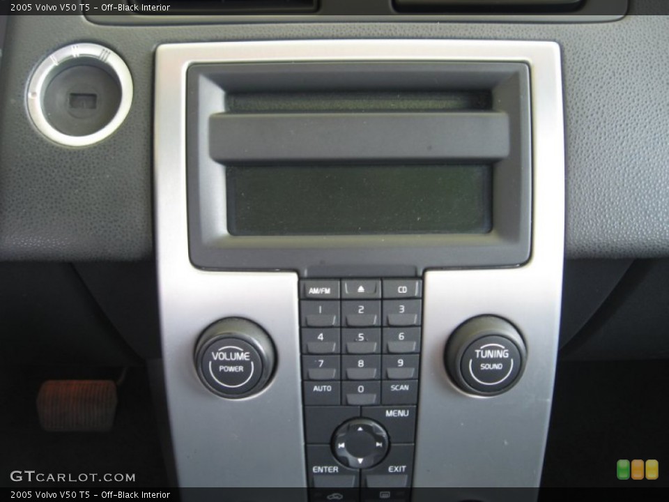 Off-Black Interior Controls for the 2005 Volvo V50 T5 #52237475