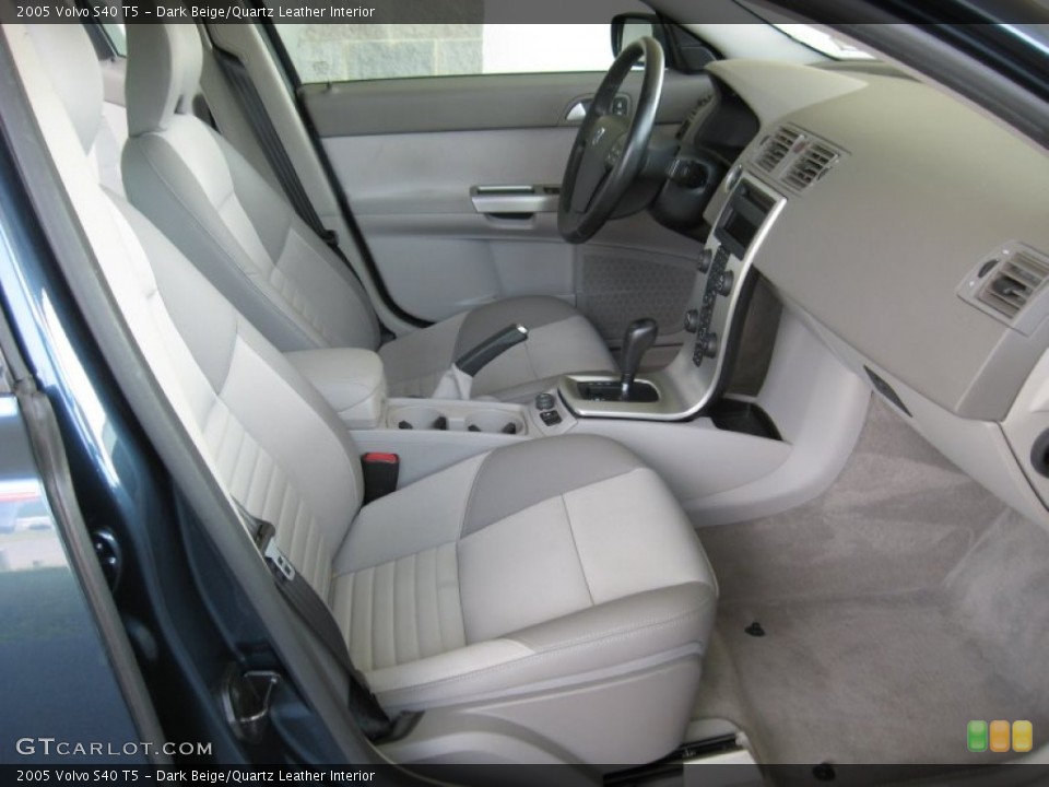 Dark Beige/Quartz Leather Interior Photo for the 2005 Volvo S40 T5 #52237870