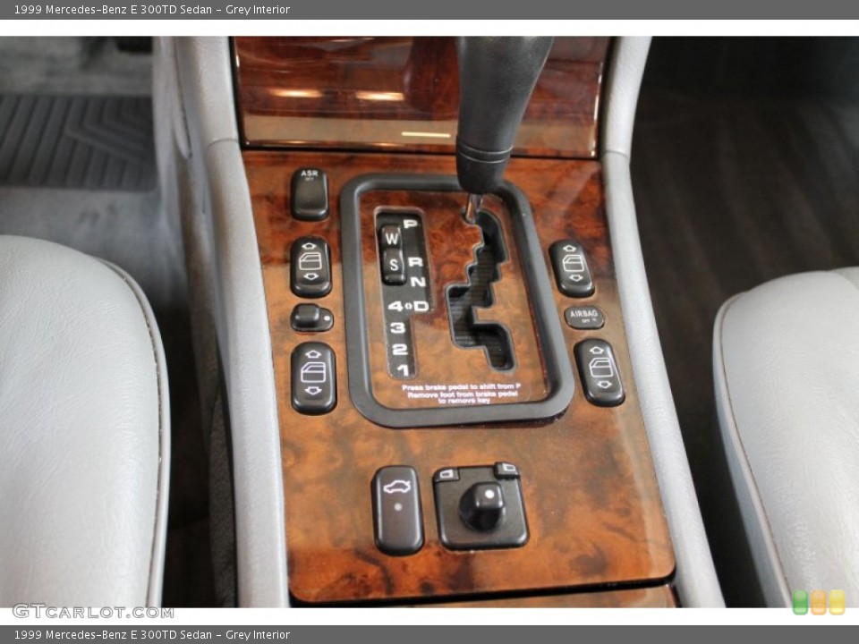 Grey Interior Transmission for the 1999 Mercedes-Benz E 300TD Sedan #52241233