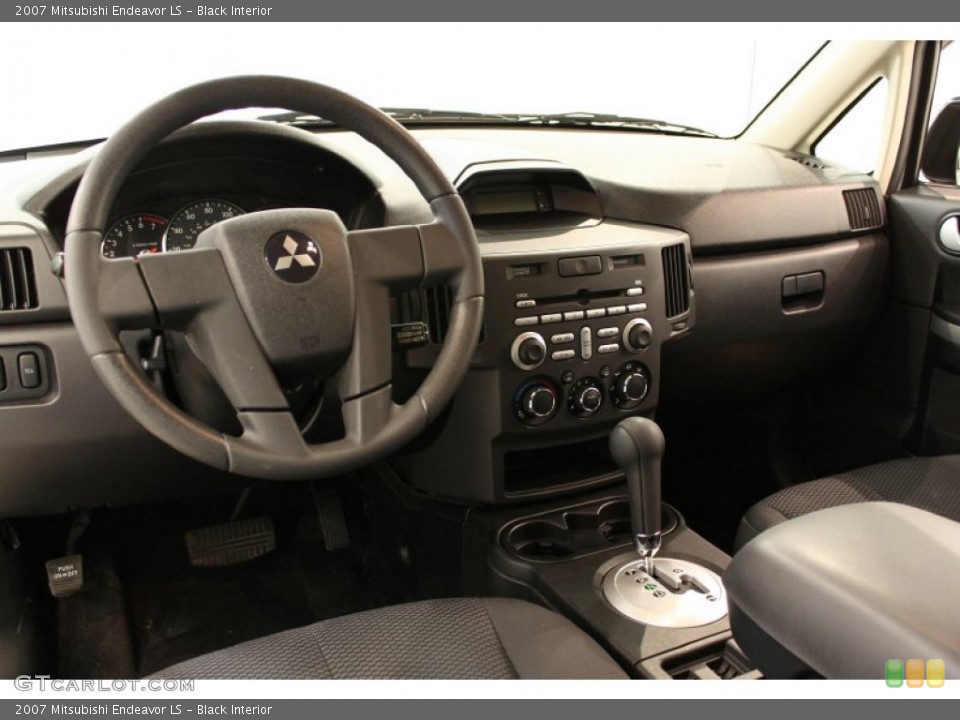 Black Interior Photo for the 2007 Mitsubishi Endeavor LS #52247809