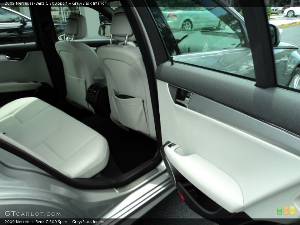 Grey/Black Interior Photo for the 2009 Mercedes-Benz C 300 Sport #52251538