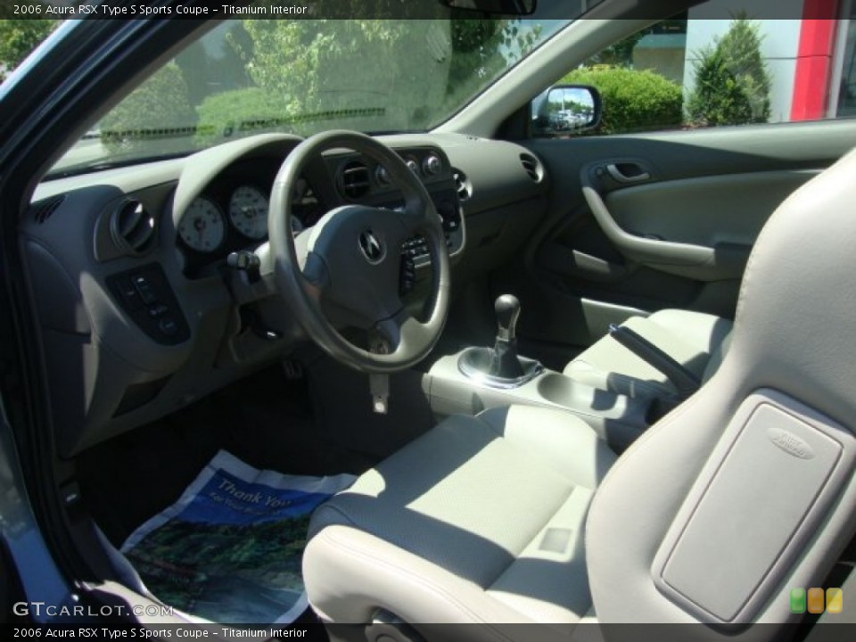 Titanium Interior Photo for the 2006 Acura RSX Type S Sports Coupe #52253035