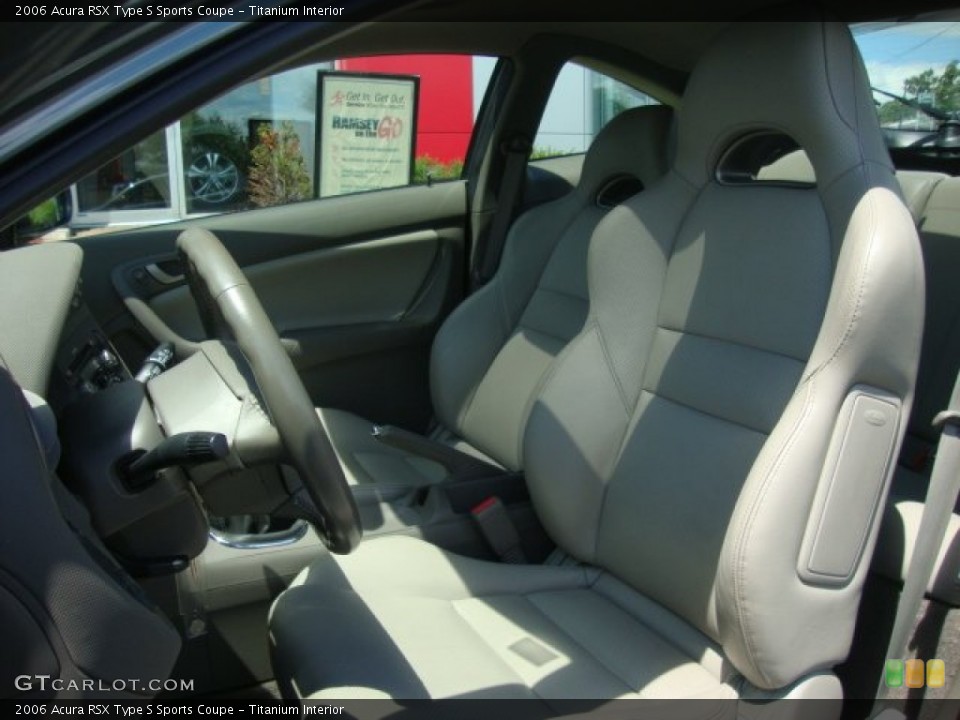 Titanium Interior Photo for the 2006 Acura RSX Type S Sports Coupe #52253098