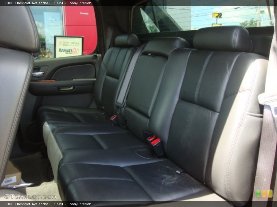 Ebony Interior Photo for the 2008 Chevrolet Avalanche LTZ 4x4 #52253476