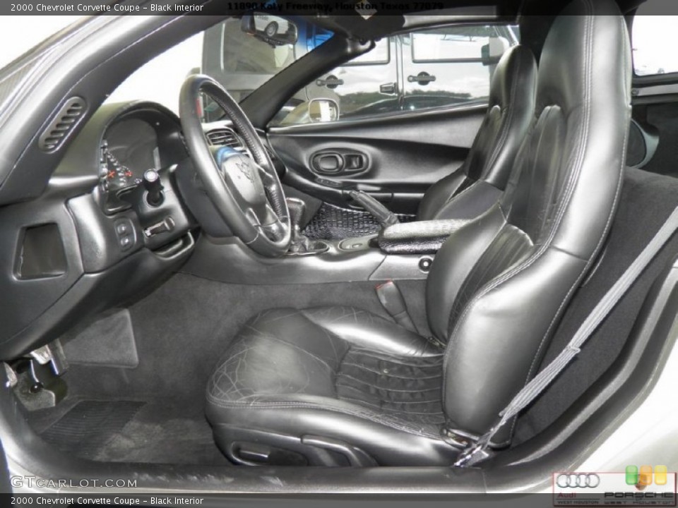 Black Interior Photo for the 2000 Chevrolet Corvette Coupe #52260109