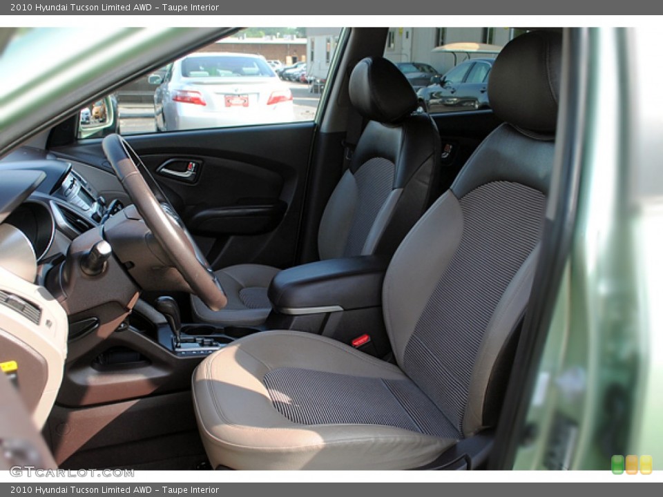 Taupe Interior Photo for the 2010 Hyundai Tucson Limited AWD #52261930