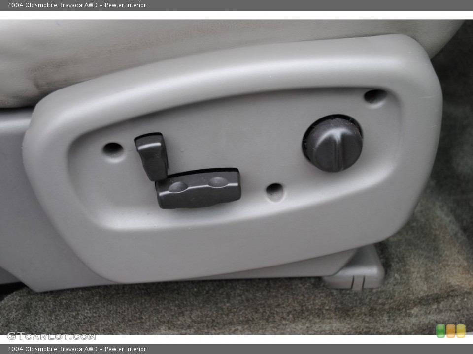 Pewter Interior Controls for the 2004 Oldsmobile Bravada AWD #52263487