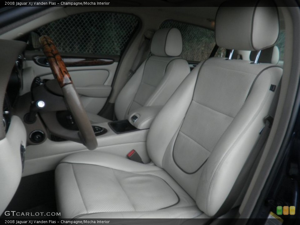 Champagne/Mocha Interior Photo for the 2008 Jaguar XJ Vanden Plas #52271122