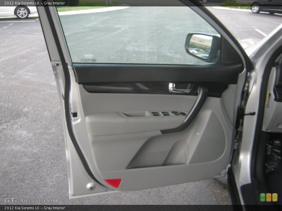 Gray Interior Door Panel for the 2012 Kia Sorento LX #52273573