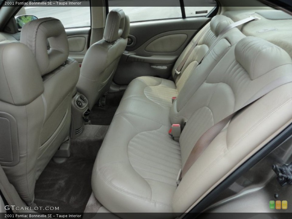 Taupe Interior Photo for the 2001 Pontiac Bonneville SE #52278344