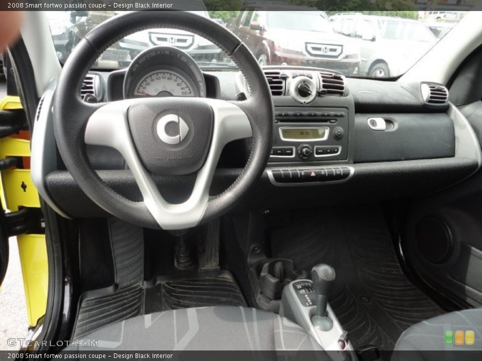 Design Black Interior Photo for the 2008 Smart fortwo passion coupe #52283834