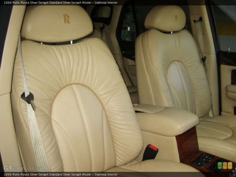 Oatmeal Interior Photo for the 1999 Rolls-Royce Silver Seraph  #52287140