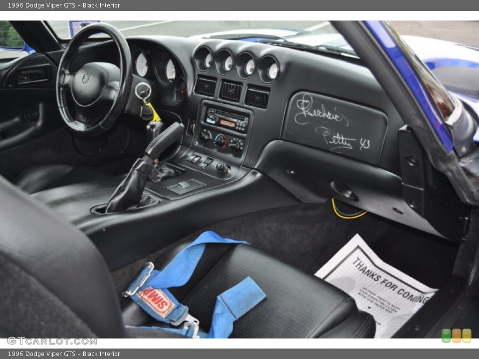 Black Interior Dashboard for the 1996 Dodge Viper GTS #52291754