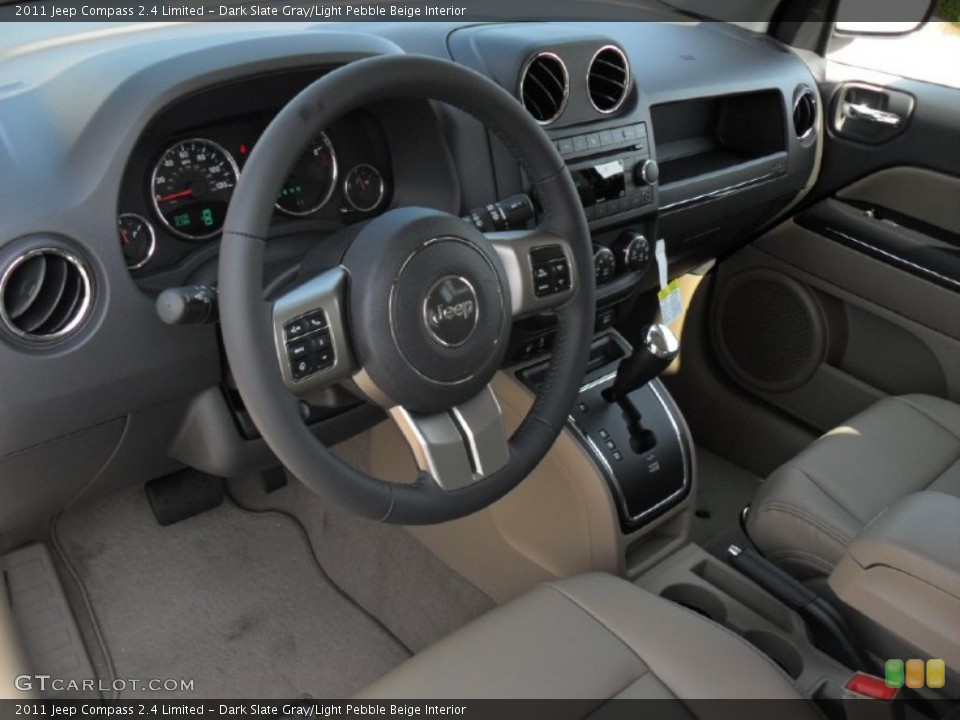 Dark Slate Gray/Light Pebble Beige 2011 Jeep Compass Interiors