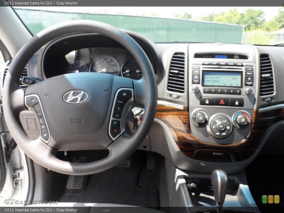 Gray Interior Dashboard for the 2011 Hyundai Santa Fe GLS #52298732