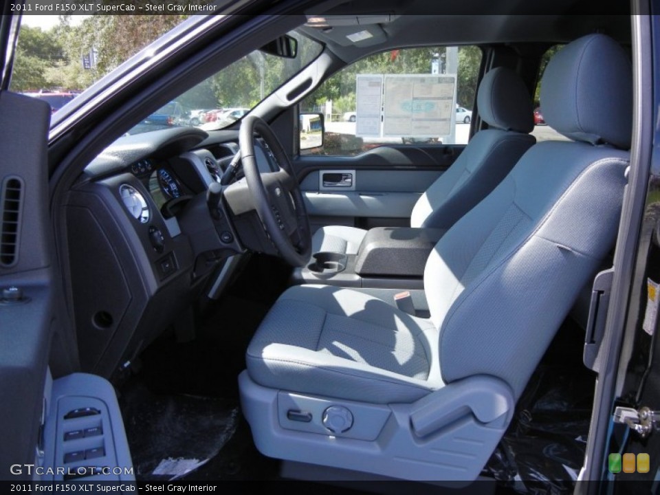 Steel Gray Interior Photo for the 2011 Ford F150 XLT SuperCab #52299203