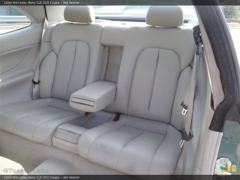 Ash Interior Photo for the 1999 Mercedes-Benz CLK 320 Coupe #52302338