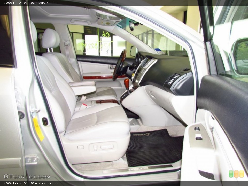 Ivory Interior Photo for the 2006 Lexus RX 330 #52309418